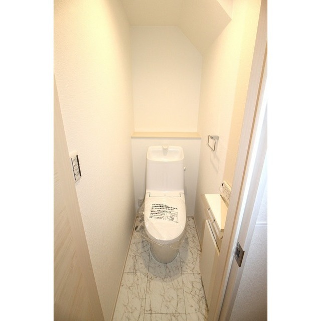 トイレ　温水洗浄暖房便座☆