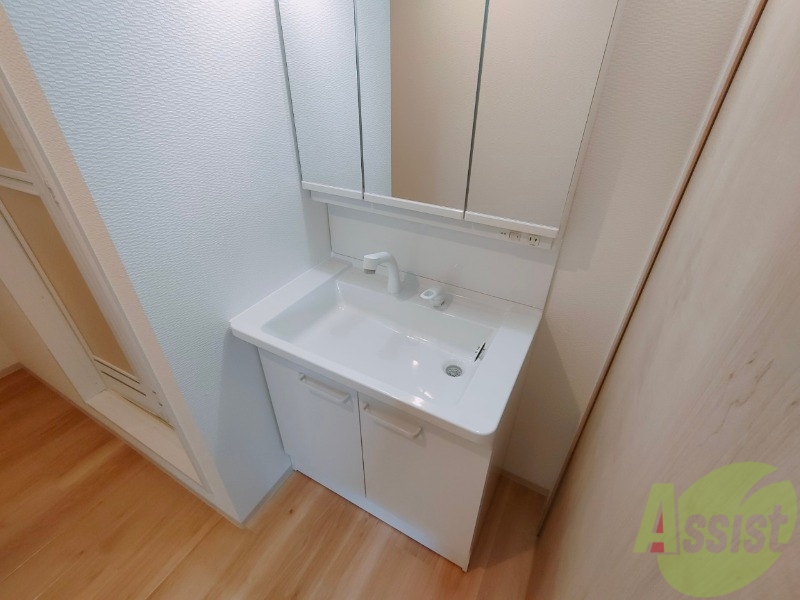 洗面設備　シャンプードレッサーで身支度もラクラクです！