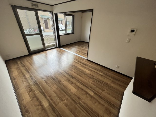 居室・リビング　オール洋室の1LDK☆