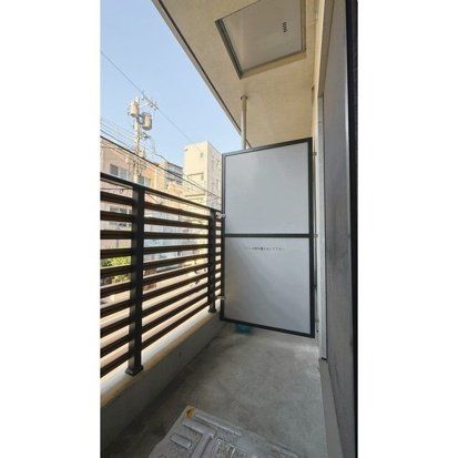 バルコニー　共有部分