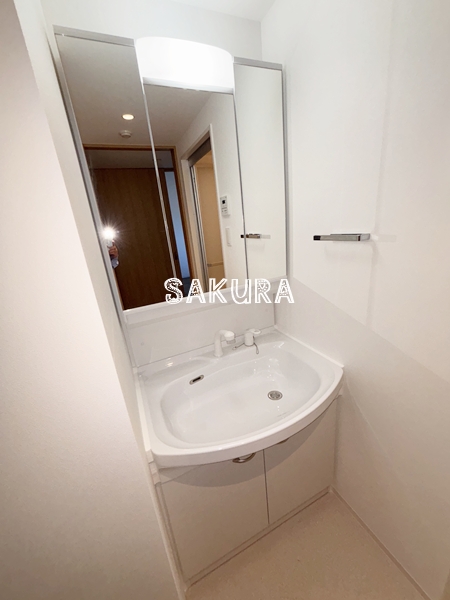 洗面設備　忙しい朝には欠かせない洗面所です♪