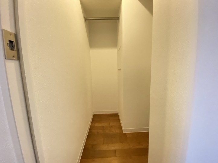 収納　ウォークインクローゼット