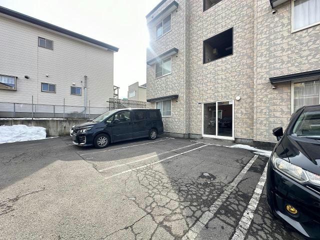 駐車場　駐車場