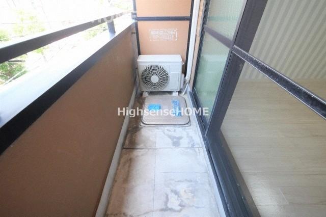 バルコニー　バルコニーがあります