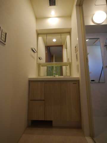 洗面設備　市谷仲之町ビューアパートメント