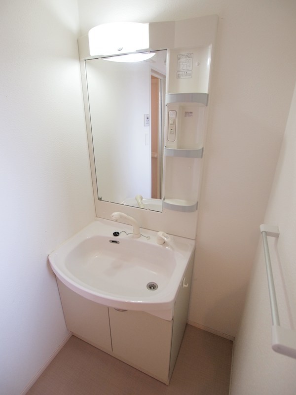 洗面設備　脱衣所もございます。