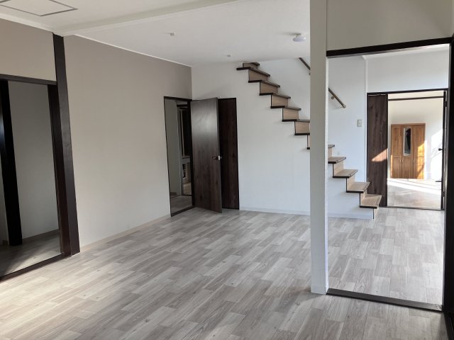 居室・リビング　広いリビングです☆