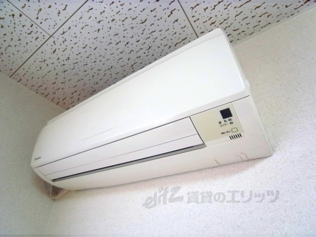 その他設備　きれいなエアコン備え付けです。