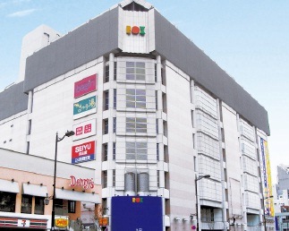 ショッピングセンター　浅草ROX（TSUTAYA・スーパー・薬局も入ってます（ショッピングセンター）まで670m