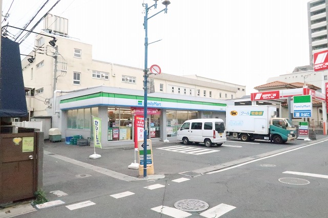 コンビニ　ファミリーマート 市川新田店（コンビニ）まで313m