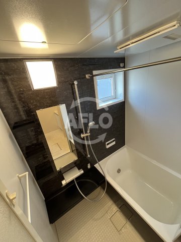 バス・シャワールーム　LA MAISON VERTE 西田辺　浴室