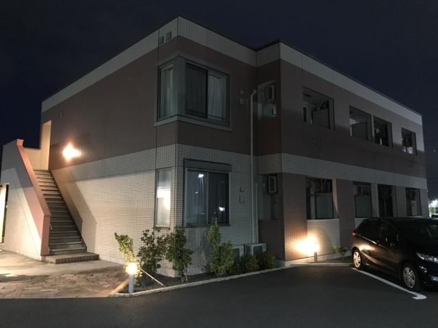 建物外観　外観写真（夜）
