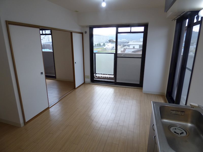 居室・リビング　※同タイプの他のお部屋です