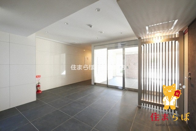 エントランス　共用部の印象も大切に