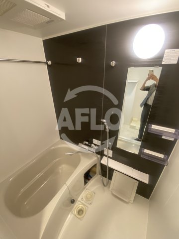 バス・シャワールーム　エスリードレジデンス大阪天王寺　浴室