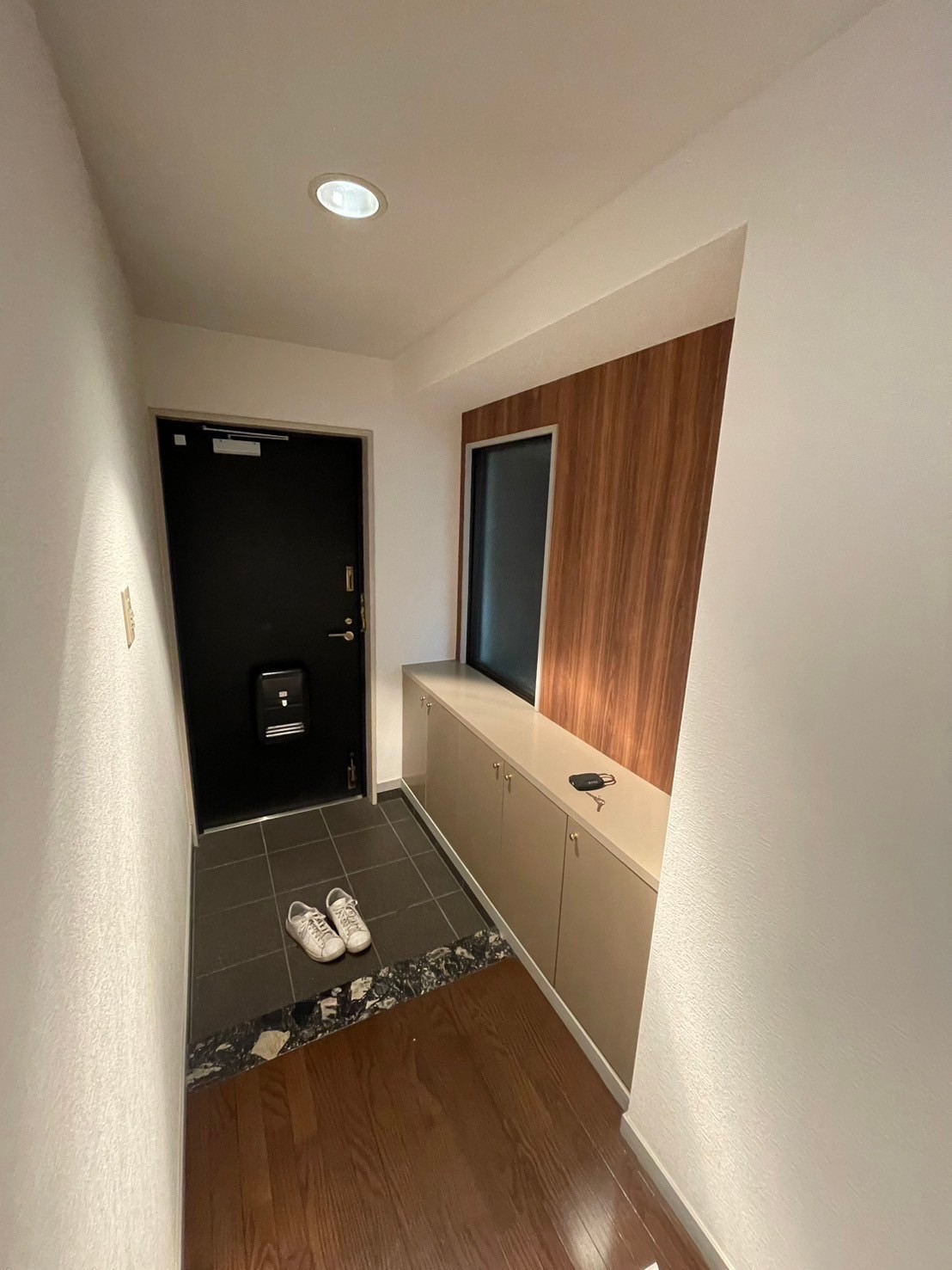 玄関　シューズボックス付き玄関