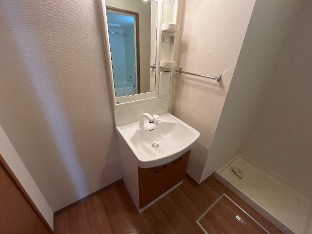 洗面設備　洗髪洗面化粧台