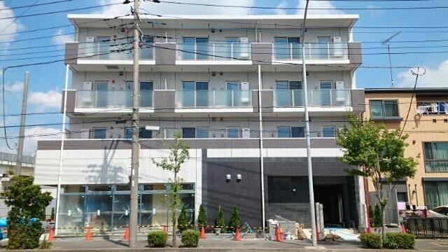 建物外観　外観タイル張りです