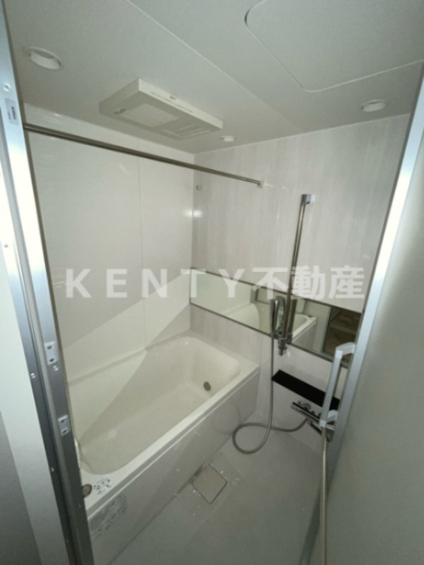 バス・シャワールーム　お風呂です