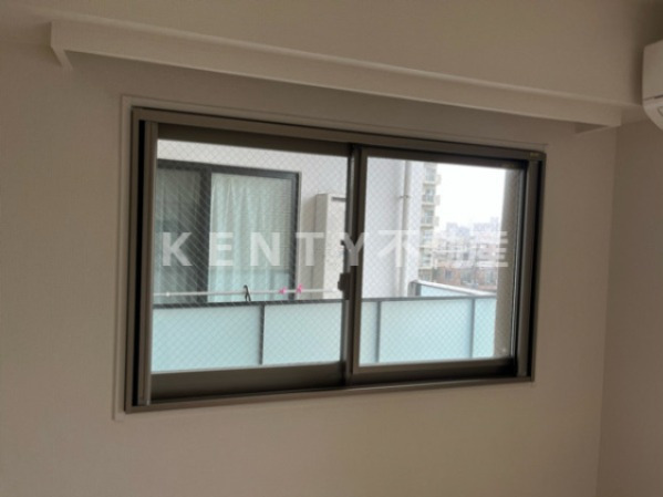 眺望　おしゃれなリビングです