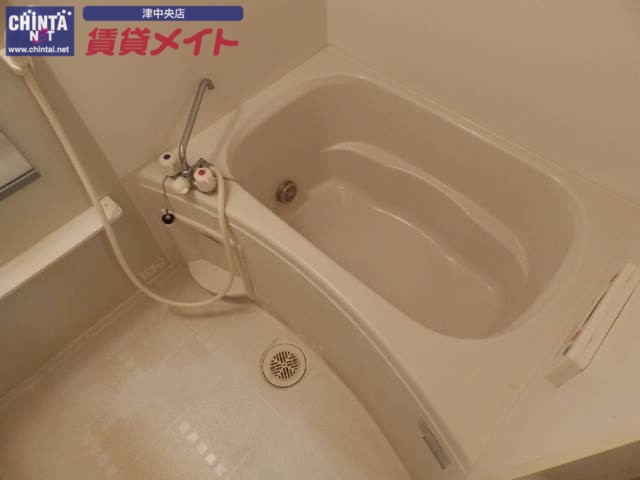 バス・シャワールーム　同タイプ部屋写真です。