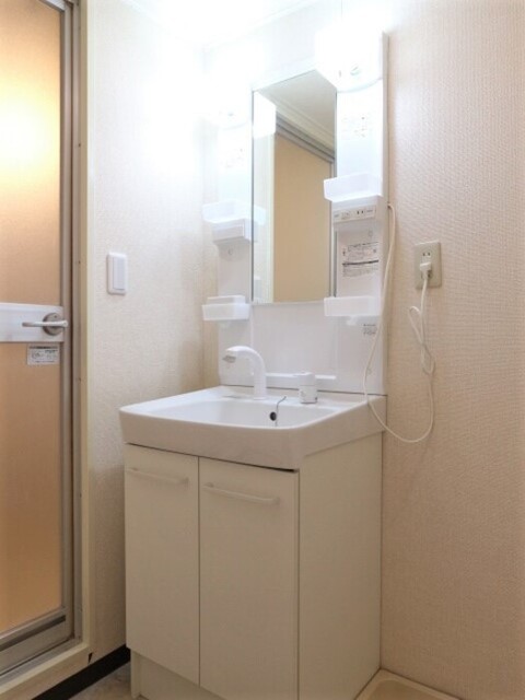 洗面設備　洗髪洗面化粧台