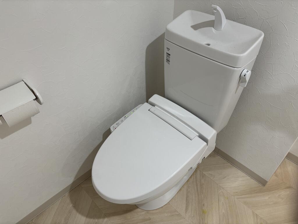 トイレ　※他のお部屋参考写真※