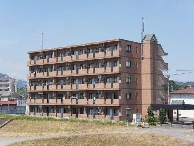 建物外観　エレベーター・オートロック付き5階建てマンションです♪