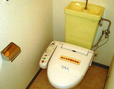 トイレ　清潔感のあるきれいなトイレです