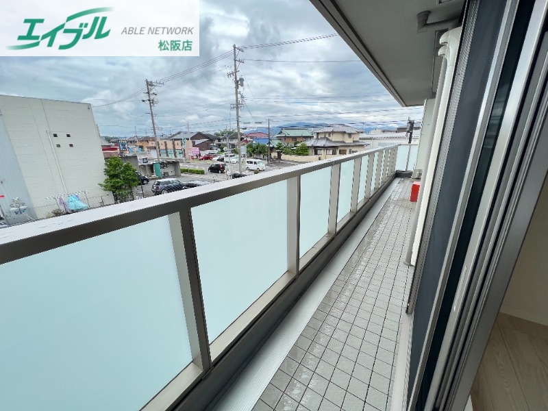 バルコニー　別部屋の写真です。