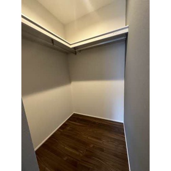 収納　ウォークインクローゼット