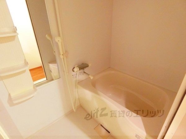 バス・シャワールーム　風呂