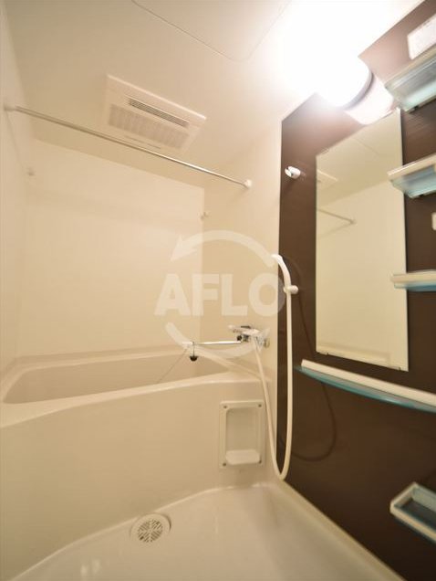 バス・シャワールーム　エステムコート難波サウスプレイスVエレージュ　浴室換気乾燥暖