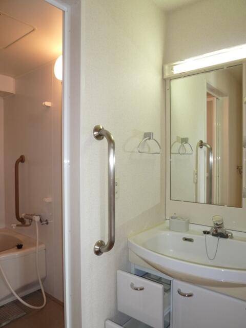 洗面設備　洗面化粧台