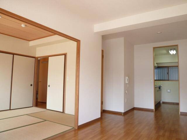 居室・リビング　リビング