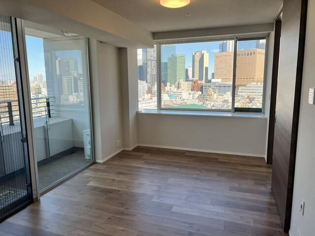 居室・リビング　■エアコン■24時間換気システム■ダウンライト