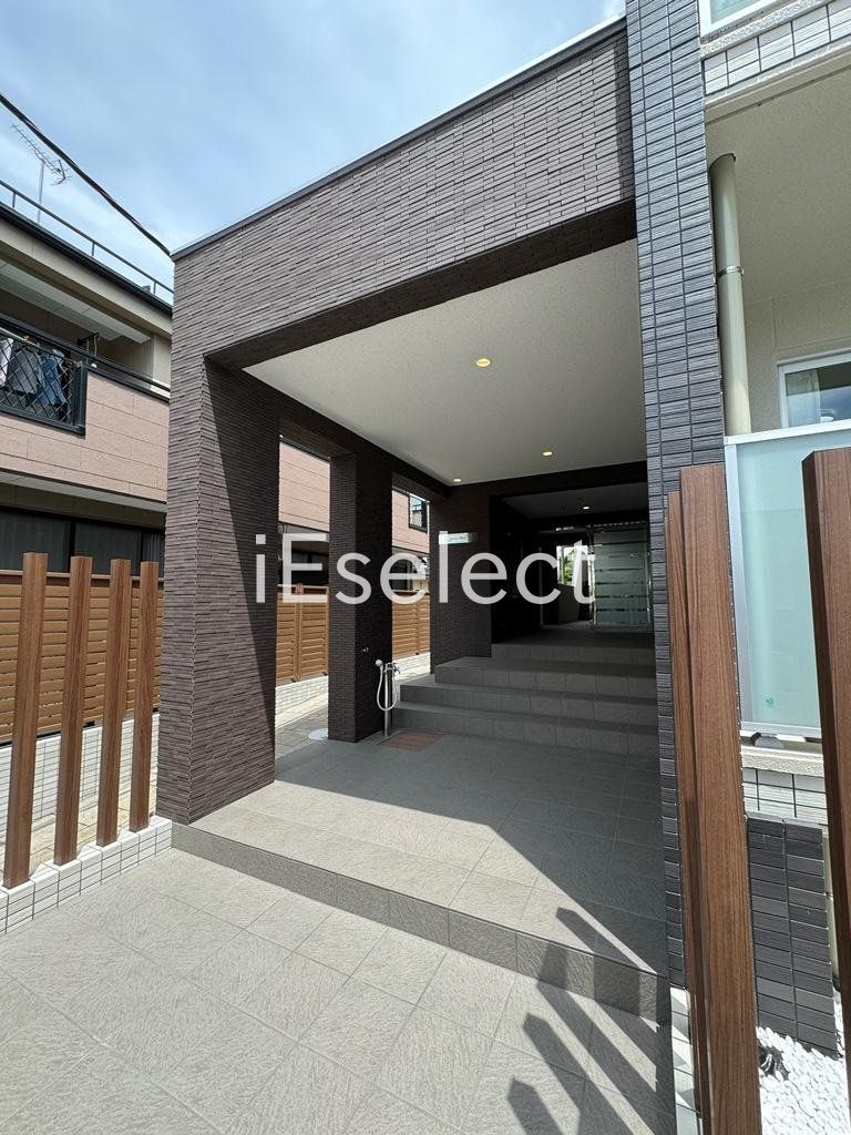 エントランス　お部屋へはこちらからどうぞ。