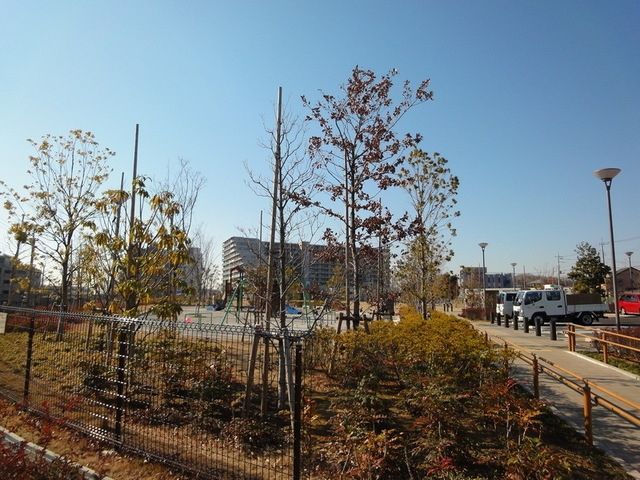 公園　東松戸中央公園（公園）まで160m