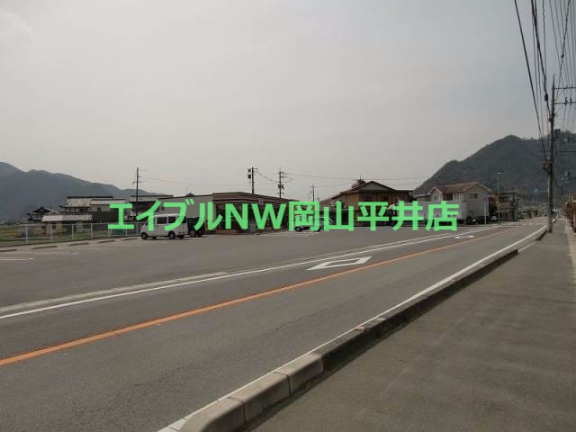 コンビニ　セブンイレブン赤磐円光寺店（コンビニ）まで74m