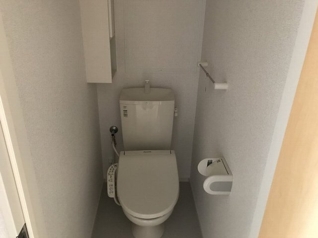 トイレ　シンプルで使いやすいトイレです