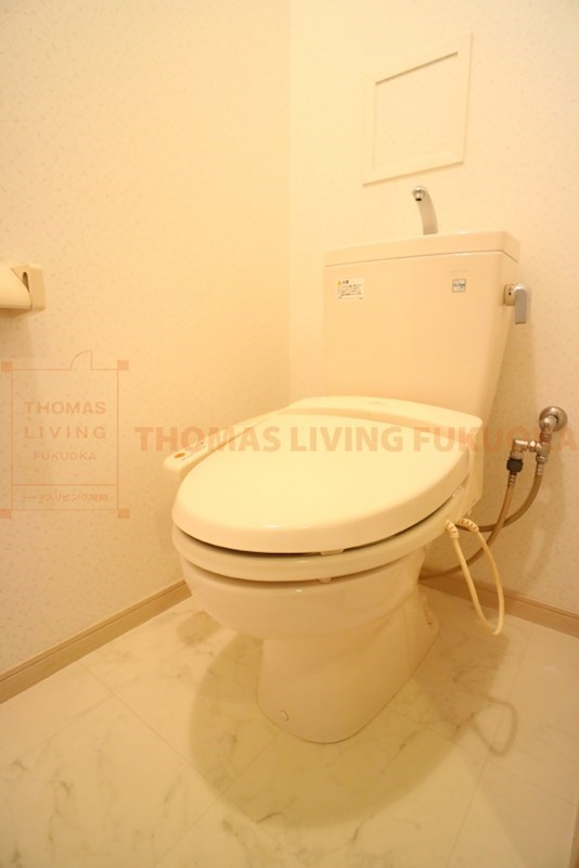 トイレ　※別号室参考写真