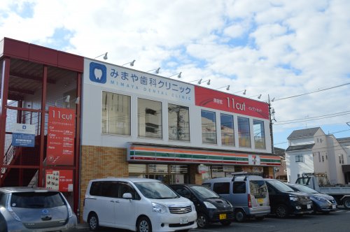 コンビニ　セブン-イレブン昭島緑町２丁目店（コンビニ）まで604m