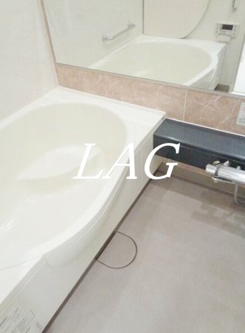 バス・シャワールーム　お風呂です。