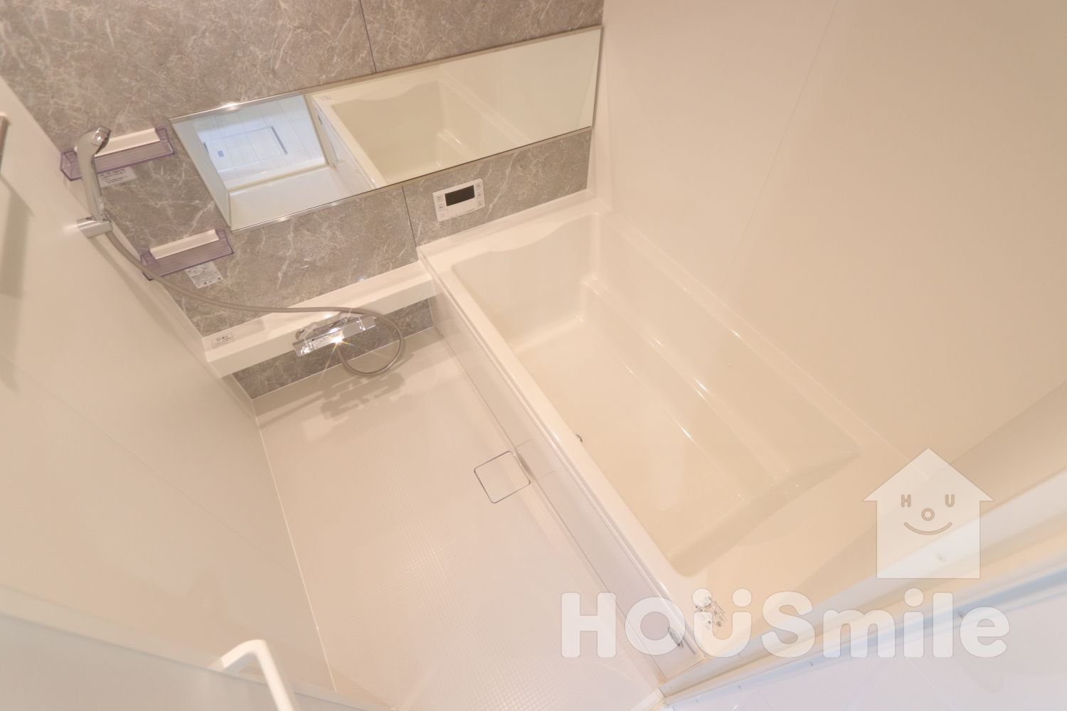 バス・シャワールーム　※現在建築中、写真は同タイプ仕様を使用