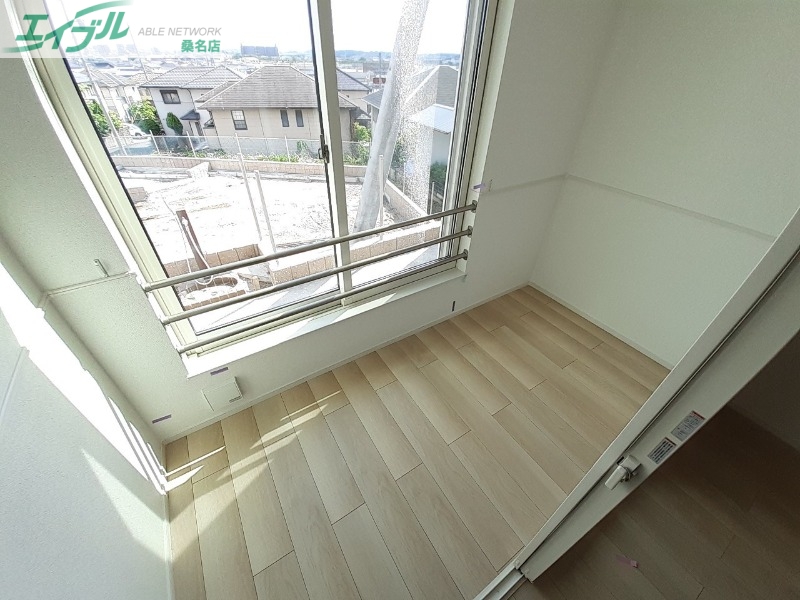 バルコニー　同タイプ部屋写真です。