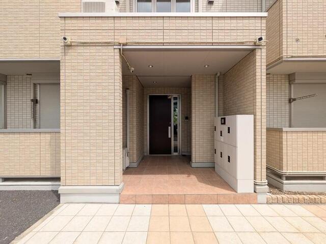 エントランス　エントランス