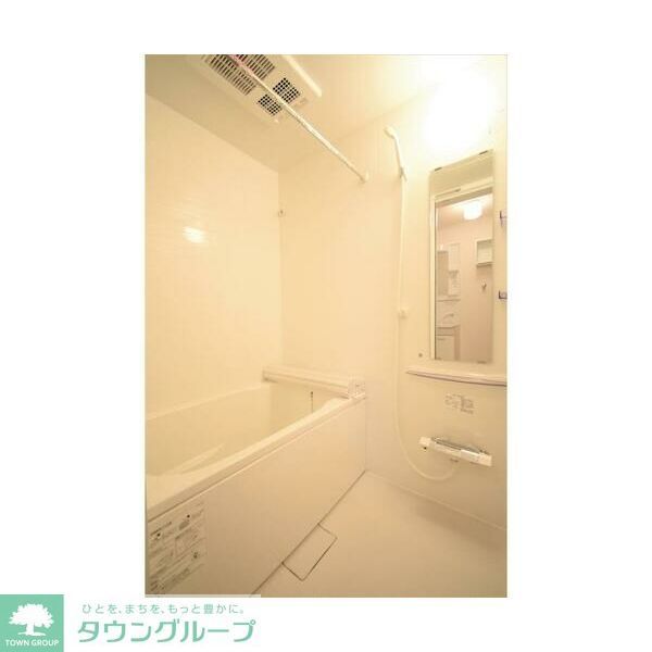 バス・シャワールーム　洗面