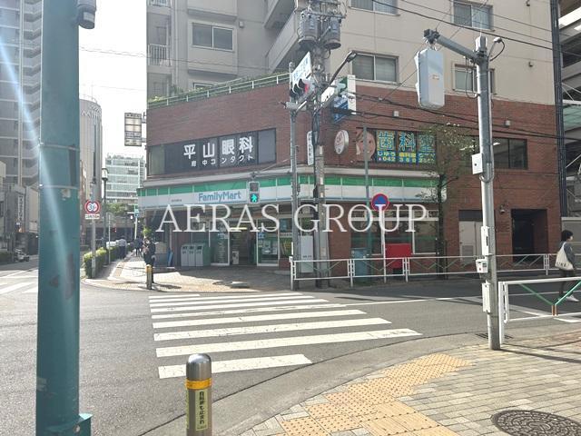 コンビニ　ファミリーマート 府中宮町店（コンビニ）まで214m