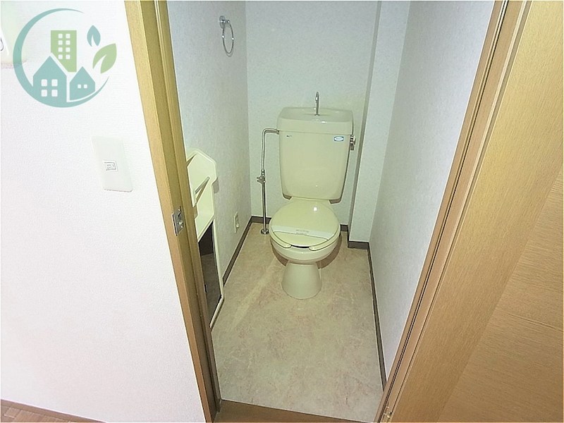 トイレ　ドルフ御影(ネット無料)