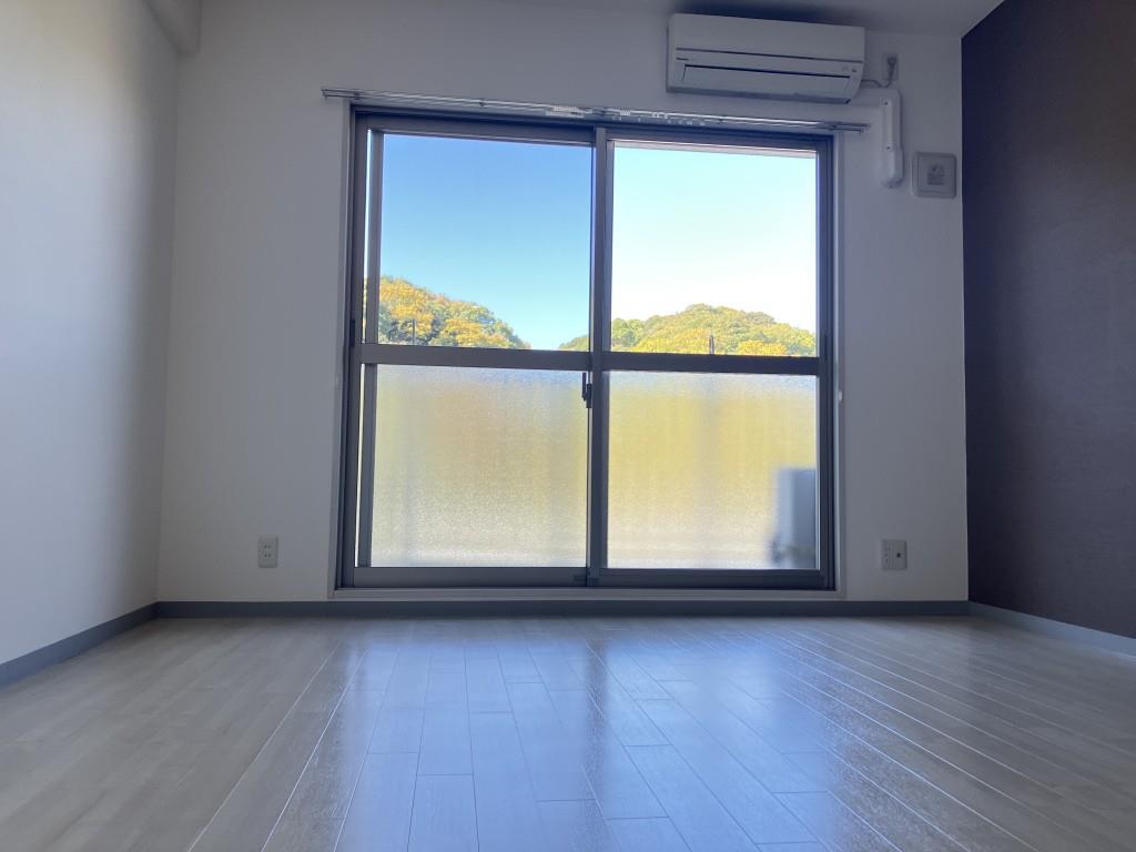 居室・リビング　※写真は同物件同タイプ別室のものです